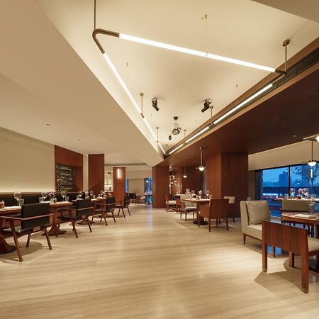 Les Suites Orient, Bund Shanghai Exterior foto