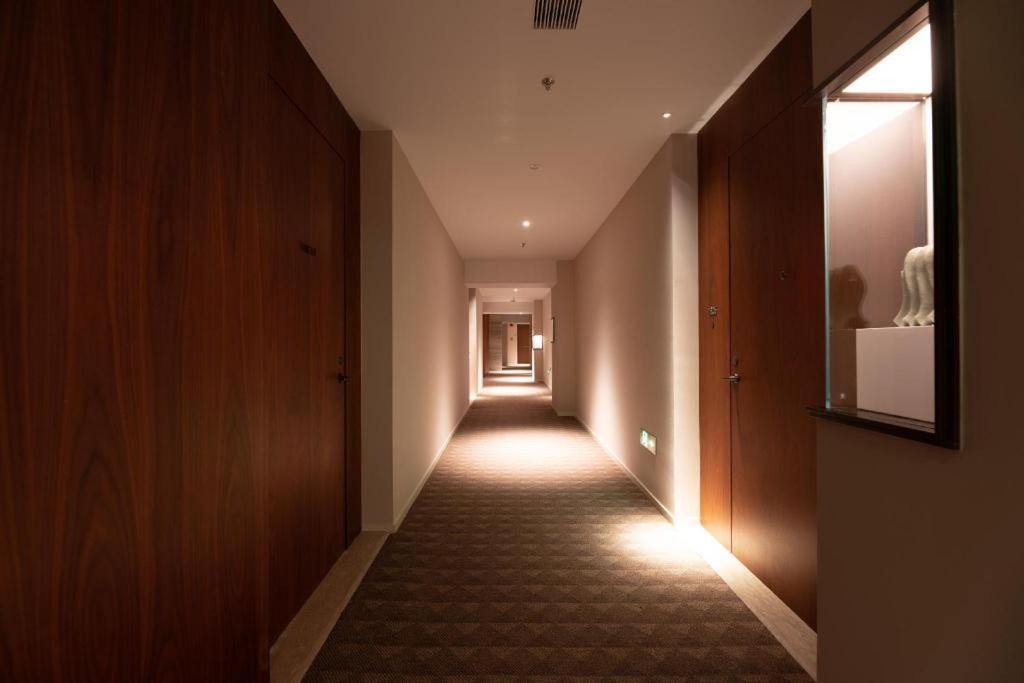 Les Suites Orient, Bund Shanghai Exterior foto